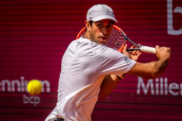 Nuno Borges v Lorenzo Musetti - Estoril Open 2024 Nuno Borges from Portugal is competing against Lorenzo Musetti from Italy during the Millennium Estoril Open ATP, Tennis Herren 250 tennis tournament at the Estoril Tennis Club in Estoril, Portugal, on April 4, 2024. Lisbon Portugal  Copyright: xNunoxCruzx originalFilename:cruz-nunoborg240404_npIrn.jpg