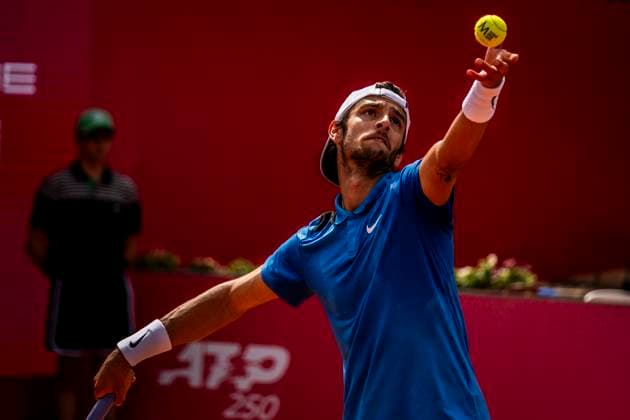 Nuno Borges v Lorenzo Musetti - Estoril Open 2024 Nuno Borges from Portugal is competing against Lorenzo Musetti from Italy during the Millennium Estoril Open ATP, Tennis Herren 250 tennis tournament at the Estoril Tennis Club in Estoril, Portugal, on April 4, 2024. Lisbon Portugal  Copyright: xNunoxCruzx originalFilename:cruz-nunoborg240404_nphG0.jpg