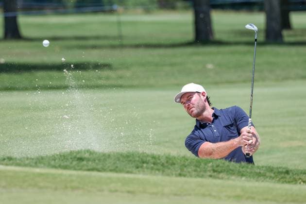 PGA, Golf Herren Korn Ferry 2023: Compliance Solutions Championship JUN 24 June 24, 2023: Grayson Murray hits a bunker shot on the 3rd hole during the third round of the Korn Ferry Tour Compliance Solutions Championship golf tournament at Jimmie Austin Golf Club in Norman, OK. Corrects for an earlier version of this photo with an incorrect date. Gray Siegel CSM Norman Oklahoma United States of America EDITORIAL USE ONLY Copyright: xx ZUMA-20230624_zaf_c04_217.jpg GrayxSiegelx csmphotothree118632