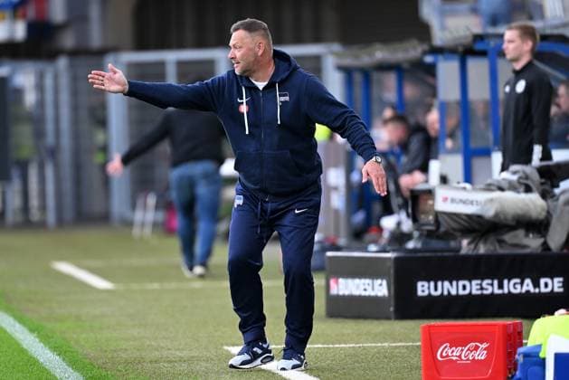 Paderborn, Home Deluxe Arena, 05.04.24, GER, Herren, 2.Bundesliga, Saison 2023-2024, SC Paderborn 07 - Hertha BSC Berlin Bild: Trainer Pal DARDAI (Hertha BSC) Only for editorial use! DFL regulations prohibit any use of photographs as image sequences and or quasi-video. NRW Deutschland