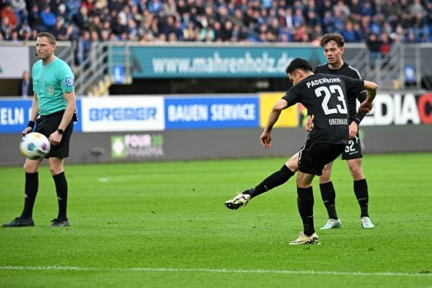 Paderborn, Home Deluxe Arena, 05.04.24, GER, Herren, 2.Bundesliga, Saison 2023-2024, SC Paderborn 07 - Hertha BSC Berlin Bild: Raphael OBERMAIR (Paderborn) macht das Tor zum 1:0 Only for editorial use! DFL regulations prohibit any use of photographs as image sequences and or quasi-video. NRW Deutschland