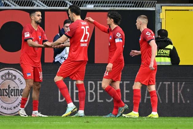 Paderborn, Home Deluxe Arena, 05.04.24, GER, Herren, 2.Bundesliga, Saison 2023-2024, SC Paderborn 07 - Hertha BSC Berlin Bild: Aymen BARKOK (Hertha BSC) jubelt nach seinem Tor zum 1:1 Only for editorial use! DFL regulations prohibit any use of photographs as image sequences and or quasi-video. NRW Deutschland