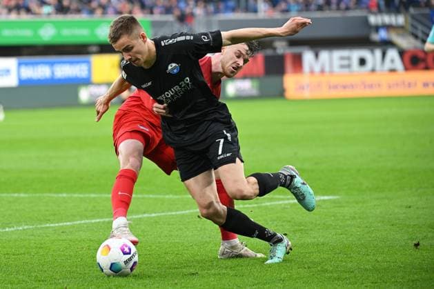 Paderborn, Home Deluxe Arena, 05.04.24, GER, Herren, 2.Bundesliga, Saison 2023-2024, SC Paderborn 07 - Hertha BSC Berlin Bild: v.li. im Zweikampf Pascal KLEMENS (Hertha BSC) und Filip BILBIJA (Paderborn) Only for editorial use! DFL regulations prohibit any use of photographs as image sequences and or quasi-video. NRW Deutschland
