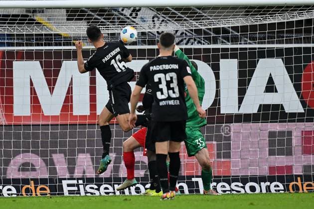 Paderborn, Home Deluxe Arena, 05.04.24, GER, Herren, 2.Bundesliga, Saison 2023-2024, SC Paderborn 07 - Hertha BSC Berlin Bild: Visar MUSLIU (Paderborn) macht das Tor zum 2:1 Only for editorial use! DFL regulations prohibit any use of photographs as image sequences and or quasi-video. NRW Deutschland