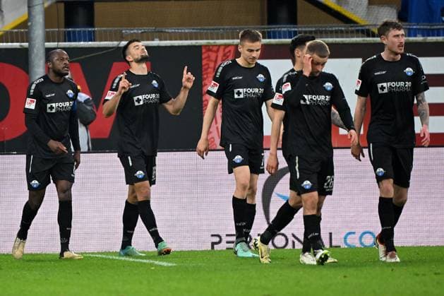 Paderborn, Home Deluxe Arena, 05.04.24, GER, Herren, 2.Bundesliga, Saison 2023-2024, SC Paderborn 07 - Hertha BSC Berlin Bild: Visar MUSLIU (Paderborn) jubelt nach seinem Tor zum 2:1 Only for editorial use! DFL regulations prohibit any use of photographs as image sequences and or quasi-video. NRW Deutschland