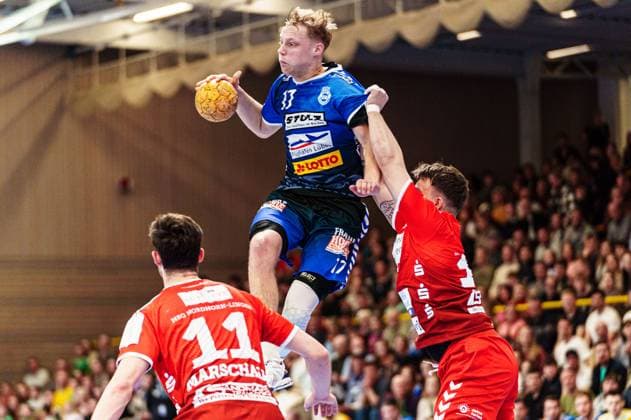 Tarek Marschall (HSG Nordhorn-Lingen, 11), Niko Blaauw (VfL Luebeck-Schwartau, 17), Jakub Stryc (HSG Nordhorn-Lingen, 17) GER, VfL Luebeck-Schwartau vs. HSG Nordhorn-Lingen, Handball, 2. Bundesliga, Spieltag 27, Saison 2023 2024, 05.04.2024 GER, VfL Luebeck-Schwartau vs. HSG Nordhorn-Lingen, Handball, 2. Bundesliga, Spieltag 27, Saison 2023 2024, 05.04.2024 Luebeck