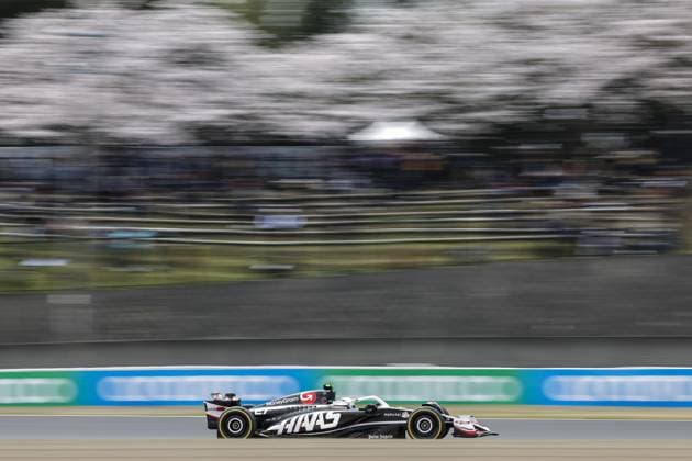 27 HULKENBERG Nico (ger), Haas F1 Team VF-24 Ferrari, action during the Formula 1 MSC Cruises Japanese Grand Prix 2024, 4th round of the 2024 Formula One World Championship, WM, Weltmeisterschaft from April 5 to 7, 2024 on the Suzuka International Racing Course, in Suzuka, Japan - F1 - JAPANESE GRAND PRIX 2024 DPPI Panoramic  240406_R04_GIAPPONE__LF34300.JPG