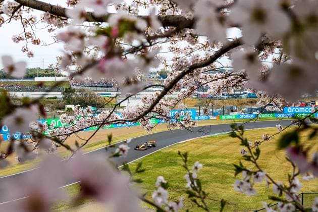04 NORRIS Lando (gbr), McLaren F1 Team MCL38, action during the Formula 1 MSC Cruises Japanese Grand Prix 2024, 4th round of the 2024 Formula One World Championship, WM, Weltmeisterschaft from April 5 to 7, 2024 on the Suzuka International Racing Course, in Suzuka, Japan - F1 - JAPANESE GRAND PRIX 2024 DPPI Panoramic  240406_R04_GIAPPONE_AV3_8657
