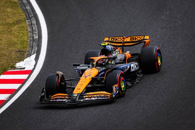 04 NORRIS Lando (gbr), McLaren F1 Team MCL38, action during the Formula 1 MSC Cruises Japanese Grand Prix 2024, 4th round of the 2024 Formula One World Championship, WM, Weltmeisterschaft from April 5 to 7, 2024 on the Suzuka International Racing Course, in Suzuka, Japan - F1 - JAPANESE GRAND PRIX 2024 DPPI Panoramic  240406_R04_GIAPPONE_AV3_9043