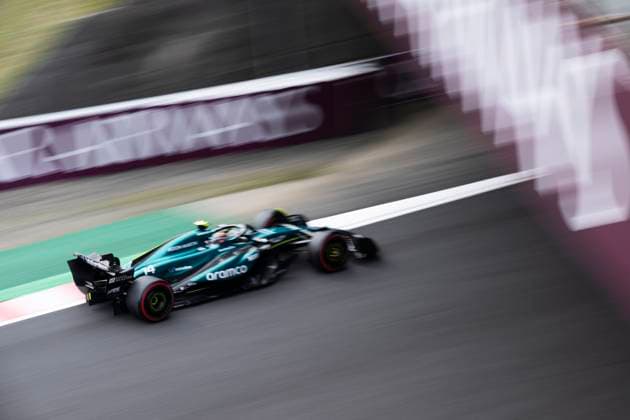 April 6, 2024, Suzuka, Mie, Japan: LANCE STROLL (CAN) of Aston Martin 18 racing on Qualifying day of the 2024 Formula 1 Japanese Grand Prix. Max Verstappen qualified on pole position.FERNANDO ALONSO (SPA) of Aston Martin 14 racing on Qualifying day of the 2024 Formula 1 Japanese Grand Prix. Max Verstappen qualified on pole position. Suzuka Japan - ZUMAb177 20240406_aap_b177_057 Copyright: xTaidghxBarronx