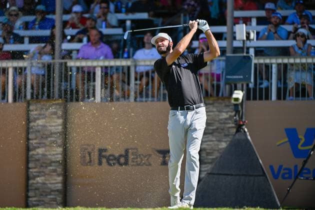 SAN ANTONIO, TX - APRIL 05: Nicholas Lindheim (USA) watches his tee shot on 16 during Rd2 of the Valero Texas Open at TPC San Antonio (Oaks Course) on April 5, 2024, in San Antonio, Texas. (Photo by Ken Murray Icon Sportswire) GOLF: APR 05 PGA, Golf Herren Valero Texas Open EDITORIAL USE ONLY Icon2404050492