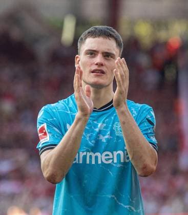 Sport Bilder des Tages Fussball, Herren, Saison 2023 2024, 1. Bundesliga (28. Spieltag), 1. FC Union Berlin - Bayer 04 Leverkusen, Florian Wirtz (Bayer Leverkusen), Jubel nach Abpfiff, 06.04.2024, *** Soccer, Men, Season 2023 2024, 1 Bundesliga 28 Matchday , 1 FC Union Berlin Bayer 04 Leverkusen, Florian Wirtz Bayer Leverkusen , Cheering after final whistle, 06 04 2024, Copyright: xSebastianxRäppold MatthiasxKochx