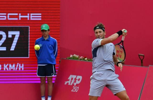 Casper Ruud (Norwegen) in seinem Halbfinale bei den Estoril Open in Portugal Estoril Open, Portugal, 6. April 2024 - Casper Ruud (Norwegen) in seinem Halbfinale bei den Estoril Open in Portugal gegen den Spanier Pedro Martinez (nicht im Bild) Estoril Estoril Tennis Club Lisbon Portugal