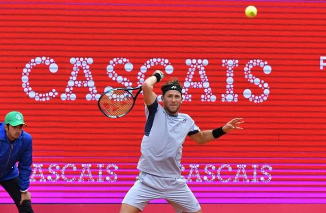 Casper Ruud (Norwegen) in seinem Halbfinale bei den Estoril Open in Portugal Estoril Open, Portugal, 6. April 2024 - Casper Ruud (Norwegen) in seinem Halbfinale bei den Estoril Open in Portugal gegen den Spanier Pedro Martinez (nicht im Bild) Estoril Estoril Tennis Club Lisbon Portugal