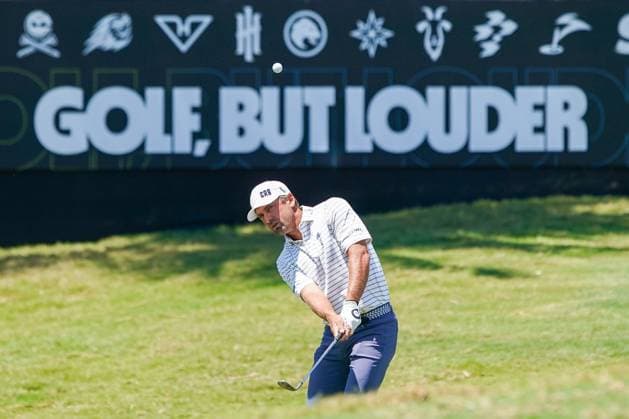 April 6, 2024, Doral, Florida, USA: Charles Howell III hits out of a greenside bunker on the 16th green during the second round of LIV Golf Miami at Trump National Doral. Doral USA - ZUMAw109 20240406_fap_w109_010 Copyright: xDebbyxWongx