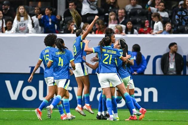 ATLANTA, GA Ã APRIL 05: Brazil teammates celebrate the goal by defender Tarciane (3) during the SheBelieves Cup match between Brazil and Canada on April 5th, 2024 at Mercedes-Benz Stadium in Atlanta, GA. (Photo by Rich von Biberstein Icon Sportswire) SOCCER: APR 06 Women s SheBelieves Cup - Brazil vs Canada EDITORIAL USE ONLY Icon240405009
