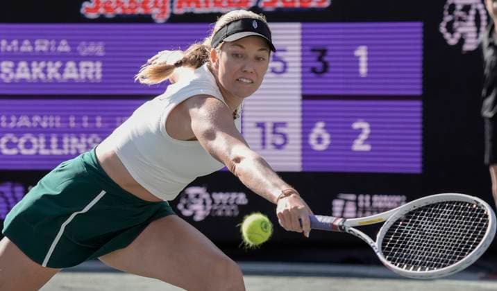 April 6, 2024: Danielle Collins (USA) defeated Maria Sakkari (GRE) at the Credit One Charleston Open being played at Family Circle Tennis Center in Charleston, South Carolina USA Ã‚ Tennisclix Cal Media Charleston USA - ZUMAc04_ 20240406_zma_c04_024 Copyright: xLesliexBillmanx