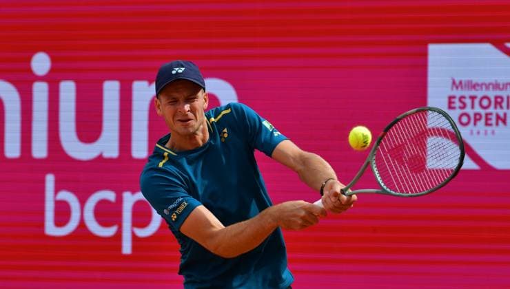 Hubert Hurkacz (Polen) im Finale der Estoril Open Estoril Open, Portugal, 7. April 2024, Finale - Hubert Hurkacz (Polen) im Finale der Estoril Open gegen Pedro Martinez (Spanien, nicht im Bild) Estoril Estoril Tennis Club Lisbon Portugal