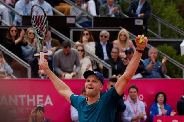 Estoril, Portugal, April 07 2024: Hubert Hurkacz (Poland) reaction to winning the Millennium Estoril Open Final between Pedro Martinez (Spain) and Hubert Hurkacz (Poland) at Clube de Tenis do Estoril in Estoril, Portugal. (Pedro Porru SPP) Copyright: xPedroxPorrux xSPPx spp-en-PePoSp-4F8A4819