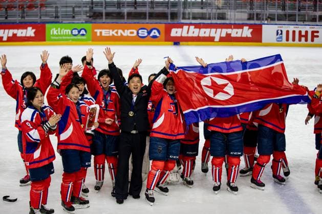 Bilder des Jahres 2024, Sport 04 April Sport Themen der Woche KW14 Sport Bilder des Tages International Ice hockey, Eishockey Women s World Championship, WM, Weltmeisterschaft Australia vs DPR Korea North Korea defeats Australia in a shootout to win gold at the 2024 Women™s World Championship D2B! It was the nation™s first tournament since 2019 and will return to D2A. Turkey Copyright: xAhmetxÖzkanx ahmetozkanphotography.com