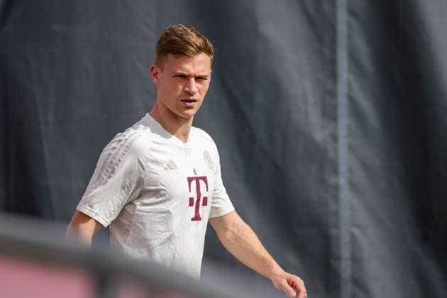 Joshua Kimmich 6 (FC Bayern Muenchen), Abschlusstraining vor dem UEFA Champions League-Spiel gegen den FC Arsenal, Saison 2023 2024 an der Saebener Strasse. 08.04.2024 DFB regulations prohibit any use of photographs as image sequences and or quasi-video Muenchen Bayern Deutschland
