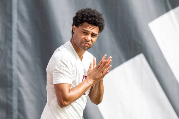 Serge Gnabry 7 (FC Bayern Muenchen), Abschlusstraining vor dem UEFA Champions League-Spiel gegen den FC Arsenal, Saison 2023 2024 an der Saebener Strasse. 08.04.2024 DFB regulations prohibit any use of photographs as image sequences and or quasi-video Muenchen Bayern Deutschland