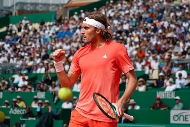 Stefanos Tsitsipas (Grece) TENNIS : Monaco Rolex Master 1000 - 1er tour - Monaco - 08 04 2024 NorbertScanella Panoramic 
