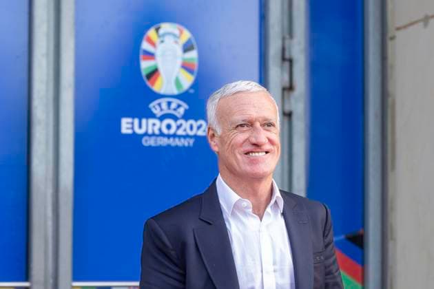Fussball: EM-Workshop, Europameisterschaft, Treffen der Nationaltrainer am 08.04.2024 im Staendehaus in Duesseldorf. Didier Deschamps (Frankreich, Nationaltrainer) hat sein bestes Laecheln ausgepackt. Foto: Kirchner-Media TH Copyright: xKirchner-Media THx