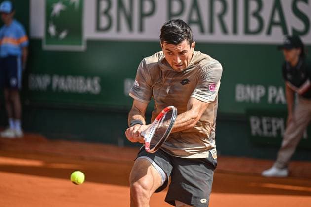 Rolex Monte-Carlo Masters - Day Three MONTE-CARLO, MONACO - APRIL 8: Sebastian Ofner of Austria in action against Daniel Evans of Great Britain during day three of the Rolex Monte-Carlo Masters at Monte-Carlo Country Club on April 8, 2024 in Monte-Carlo, Monaco. (Photo by Andy Astfalck) Copyright: xBEAUTIFULxSPORTS Astfalckx