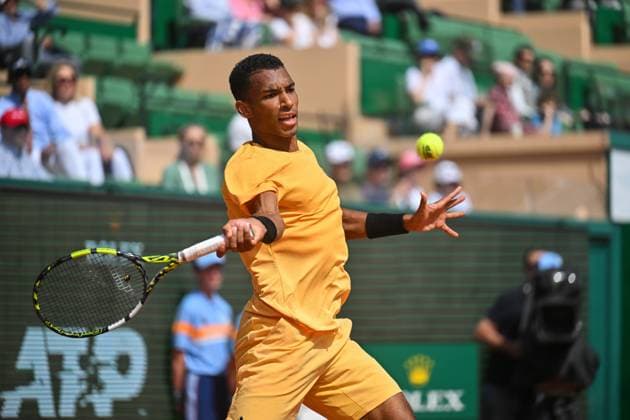 Rolex Monte-Carlo Masters - Day Three MONTE-CARLO, MONACO - APRIL 8: Felix Auger-Aliassime of Canada in action against Luca Nardi of Italy during day three of the Rolex Monte-Carlo Masters at Monte-Carlo Country Club on April 8, 2024 in Monte-Carlo, Monaco. (Photo by Andy Astfalck) Copyright: xBEAUTIFULxSPORTS Astfalckx
