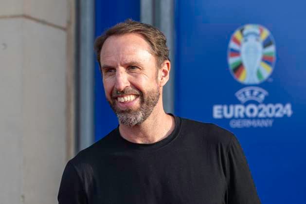 Fussball: EM-Workshop, Europameisterschaft, Treffen der Nationaltrainer am 08.04.2024 im Staendehaus in Duesseldorf. Gareth Southgate (England, Nationaltrainer) vor dem Eingang. Foto: Kirchner-Media TH Copyright: xKirchner-Media THx