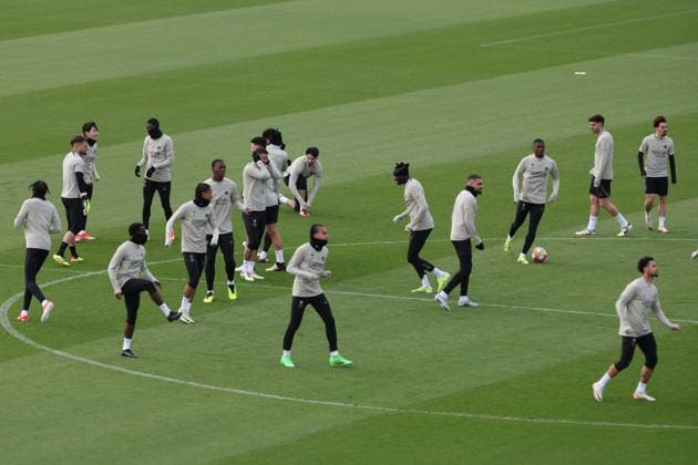 PSG - BARCELONE PHOTOPQR LE PARISIEN Le Parisien Arnaud Journois ; POISSY ; 09 04 2024 ; FOOTBALL , LIGUE DES CHAMPIONS UEFA , QUARTS DE FINALE ALLER , 09 04 2024 PARIS SG - FC BARCELONE ENTRAINEMENT DE VEILLE DE MATCH DU PSG AU CAMPUS PSG A POISSY PHOTO LE PARISIEN ARNAUD JOURNOIS Poissy, Paris-subrub, France, april 9th 2024 PSG at training a day before its champions league match against Barcelona POISSY France  Copyright: xPHOTOPQR LExPARISIEN MAXPPPxLexParisienx xArnaudxJournoisx 20240409LPA8623 20240409LPA8623