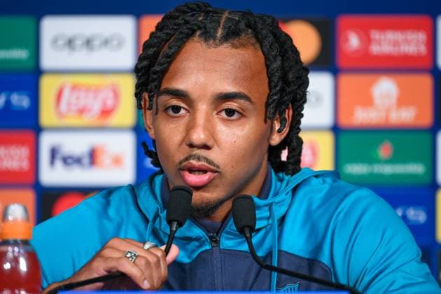 2024-04-09 FC Barcelona, Barca Training Session And press conference, PK, Pressekonferenz PARIS, FRANCE - APRIL 9: Jules Kounde of FC Barcelona during a press conference prior to the UEFA Champions League 2023 24 match between Paris Saint-Germain and FC Barcelona at Parc des Princes on April 9, 2024 in Paris, France. (Photo by Matthieu Mirville BSR Agency) Paris France Content not available for redistribution in The Netherlands directly or indirectly through any third parties. Copyright: xBSRxAgencyx