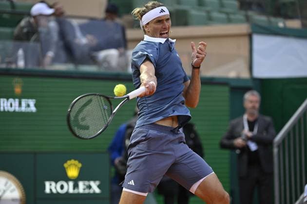 Sport Bilder des Tages Tennis - Rolex Monte Carlo 2024 - ATP, Tennis Herren - Alexander Zverev - Allemagne TENNIS - Rolex Monte Carlo 2024 - MC - 099 04 2024 ChrysleneCaillaud Panoramic 