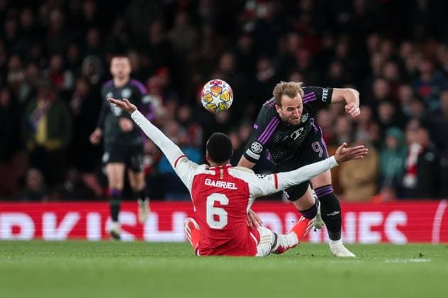 09.04.2024, Fussball, Saison 2023 2024, UEFA Champions League, Viertelfinale, Runde 1, Hinspiel, FC Arsenal London - FC Bayern München, v. l. Gabriel Magalhaes (Arsenal London), Harry Kane (FC Bayern München) im Duell, London Emirates Stadium Greater London England xRHR-FOTO DEx Copyright: DennisxEwert RHR-FOTOx RHR-FOTO DE