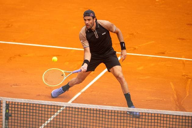 Rolex Monte-Carlo Masters - Day Four MONTE-CARLO, MONACO - APRIL 9: Matteo Berrettini of Italy in action against Miomir Kecmanovic of Serbia during their first round match on day four of the Rolex Monte-Carlo Masters at Monte-Carlo Country Club on April 9, 2024 in Monte-Carlo, Monaco. (Photo by Andy Astfalck) Copyright: xBEAUTIFULxSPORTS Astfalckx