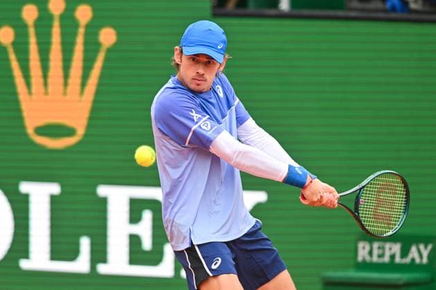 Rolex Monte-Carlo Masters - Day Four MONTE-CARLO, MONACO - APRIL 9: Alex de Minaur of Australia in action against Sam Warinka of Switzerland during their first round match on day four of the Rolex Monte-Carlo Masters at Monte-Carlo Country Club on April 9, 2024 in Monte-Carlo, Monaco. (Photo by Andy Astfalck) Copyright: xBEAUTIFULxSPORTS Astfalckx