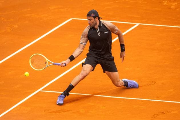 Rolex Monte-Carlo Masters - Day Four MONTE-CARLO, MONACO - APRIL 9: Matteo Berrettini of Italy in action against Miomir Kecmanovic of Serbia during their first round match on day four of the Rolex Monte-Carlo Masters at Monte-Carlo Country Club on April 9, 2024 in Monte-Carlo, Monaco. (Photo by Andy Astfalck) Copyright: xBEAUTIFULxSPORTS Astfalckx