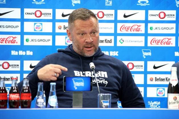 DEU, DFL, 2. FBL Hertha BSC, PK, 10.04.2024, Hertha BSC Geschaeftsstelle, Berlin, DEU, DFL, 2. FBL Hertha BSC, PK, im Bild Cheftrainer Pal Dardai (Hertha BSC Berlin), DFL - regulations prohibit any use of Photographs as image sequences and or quasi-video Foto: Juergen Engler nordphoto GmbH