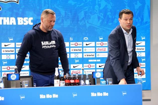 DEU, DFL, 2. FBL Hertha BSC, PK, 10.04.2024, Hertha BSC Geschaeftsstelle, Berlin, DEU, DFL, 2. FBL Hertha BSC, PK, im Bild Cheftrainer Pal Dardai (Hertha BSC Berlin), Benjamin Weber (Sportdirektor, Hertha BSC Berlin) DFL - regulations prohibit any use of Photographs as image sequences and or quasi-video Foto: Juergen Engler nordphoto GmbH
