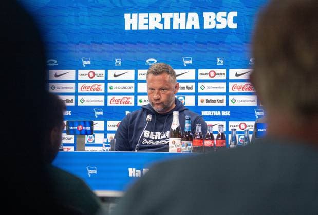 Fussball, Herren, Saison 2023 2024, 2. Bundesliga, Hertha BSC, Pressekonferenz vor dem Spiel gegen Hansa Rostock, im Bild: Trainer Pal Dardai (Hertha BSC), 10.04. 2024,