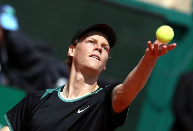 ROLEX MONTE-CARLO MASTERS PHOTOPQR NICE MATIN Jean François Ottonello ; Roquebrune-Cap-Martin ; 10 04 2024 ; Rolex Monte-Carlo Masters - Sebastian Korda (USA-vert) vs Jannik Sinner (ITA-casquette) Roquebrune-Cap-Martin France  Copyright: xPHOTOPQR NICExMATIN MAXPPPxJeanxFrançoisxOttonellox 20240410NIM0844 20240410NIM0844