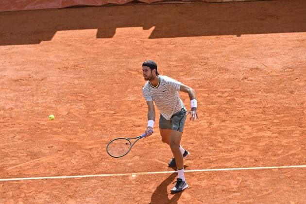 Tennis - Rolex Monte Carlo 2024 - ATP, Tennis Herren - Karen Khachanov - Russie TENNIS - Rolex Monte Carlo 2024 - MC - 11 04 2024 ChrysleneCaillaud Panoramic 