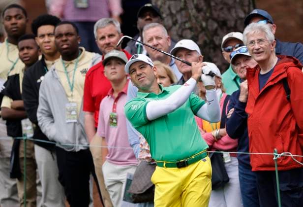 Spain s Sergio Garcia watches the ball as he hits a chip shot to the green on the second hole during the first round of the Masters Tournament at Augusta National Golf Club in Augusta, Georgia on Thursday, April 11, 2024.  AUG20240411517 TANNENxMAURY
