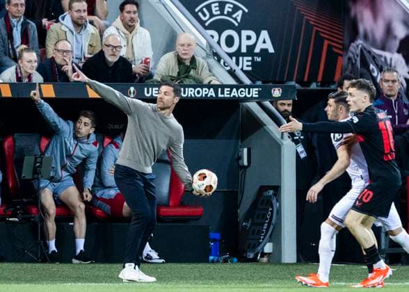 Leverkusen, Bayarena, 11.04.2024: Head coach Xabi Alonso (Leverkusen) reacts during the Europa League match Bayer 04 Leverkusen vs. West Ham United.