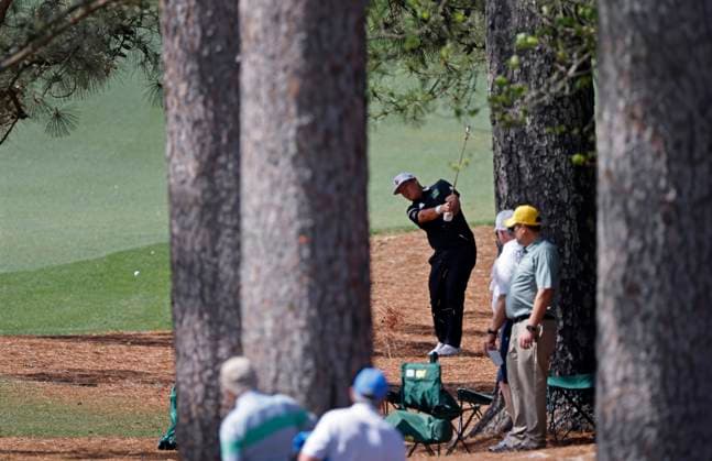 Golf, PGA, Masters Tournament in Augusta South Korea s Sungjae Im hits out of the rough on the second hole during the first round of the Masters Tournament at Augusta National Golf Club in Augusta, Georgia on Thursday, April 11, 2024.  AUG20240411589 TANNENxMAURY