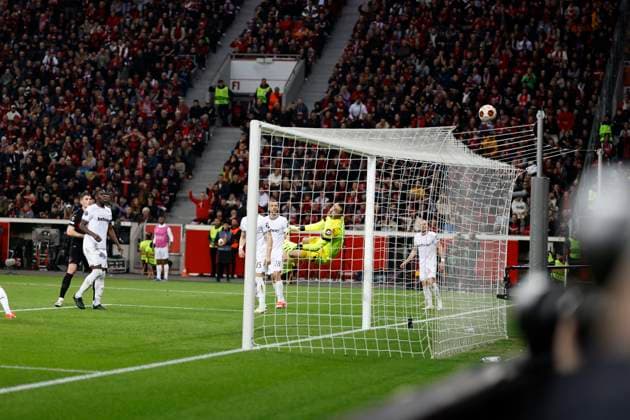 UEFA Europa League, Bayer 04 Leverkusen vs. West Ham United, 11.04.2024 Leverkusen, Germany - April 11: Header of Patrick Schick (Bayer 04 Leverkusen, 14) during the UEFA Europa Leeague quarter finals between UEFA Europa League, Bayer 04 Leverkusen vs. West Ham United at BayArena on April 11, 2024 in Leverkusen, Germany. DFL REGULATIONS PROHIBIT ANY USE OF PHOTOGRAPHS AS IMAGE SEQUENCES AND OR QUASI-VIDEO. Copyright: xBEAUTIFULxSPORTS AxelxKohringx