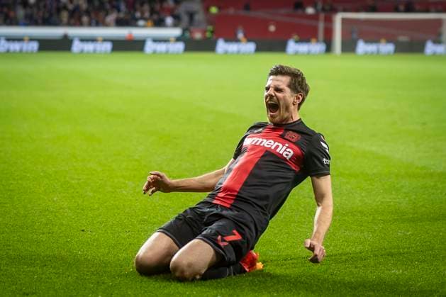 Sport Themen der Woche KW15 Sport Bilder des Tages UEFA Europa League, Bayer 04 Leverkusen vs. West Ham United, 11.04.2024 Leverkusen, Germany - April 11: Jonas Hofmann (Bayer 04 Leverkusen,7) happy about his 1:0 goal during the UEFA Europa Leeague quarter finals between UEFA Europa League, Bayer 04 Leverkusen vs. West Ham United at BayArena on April 11, 2024 in Leverkusen, Germany. DFL REGULATIONS PROHIBIT ANY USE OF PHOTOGRAPHS AS IMAGE SEQUENCES AND OR QUASI-VIDEO. *** UEFA Europa League, Bayer 04 Leverkusen vs West Ham United, 11 04 2024 Leverkusen, Germany April 11 Jonas Hofmann Bayer 04 Leverkusen,7 happy about his 1 0 goal during the UEFA Europa Leeague quarter finals between UEFA Europa League, Bayer 04 Leverkusen vs West Ham United at BayArena on April 11, 2024 in Leverkusen, Germany DFL REGULATIONS PROHIBIT ANY USE OF PHOTOGRAPHS AS IMAGE SEQUENCES AND OR QUASI VIDEO Copyright: xBEAUTIFULxSPORTS AxelxKohringx