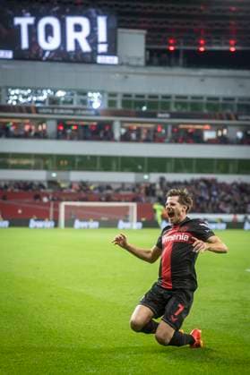 UEFA Europa League, Bayer 04 Leverkusen vs. West Ham United, 11.04.2024 Leverkusen, Germany - April 11: Jonas Hofmann (Bayer 04 Leverkusen,7) is happy about his 1:0 goal during the UEFA Europa Leeague quarter finals between UEFA Europa League, Bayer 04 Leverkusen vs. West Ham United at BayArena on April 11, 2024 in Leverkusen, Germany. DFL REGULATIONS PROHIBIT ANY USE OF PHOTOGRAPHS AS IMAGE SEQUENCES AND OR QUASI-VIDEO. Copyright: xBEAUTIFULxSPORTS AxelxKohringx