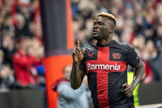 UEFA Europa League, Bayer 04 Leverkusen vs. West Ham United, 11.04.2024 Leverkusen, Germany - April 11: Victor Boniface (Bayer 04 Leverkusen, 22) heads the 2:0 goal during the UEFA Europa Leeague quarter finals between UEFA Europa League, Bayer 04 Leverkusen vs. West Ham United at BayArena on April 11, 2024 in Leverkusen, Germany. DFL REGULATIONS PROHIBIT ANY USE OF PHOTOGRAPHS AS IMAGE SEQUENCES AND OR QUASI-VIDEO. Copyright: xBEAUTIFULxSPORTS AxelxKohringx